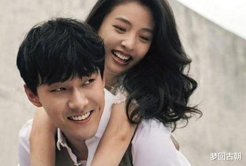 龙凤胎娱乐圈吃瓜